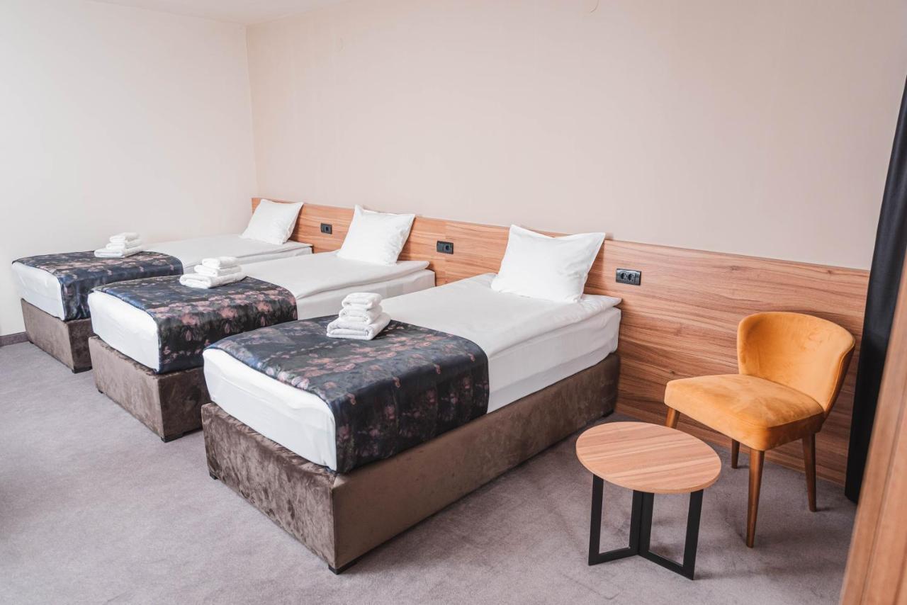 Hotel Aloha นิส ภายนอก รูปภาพ