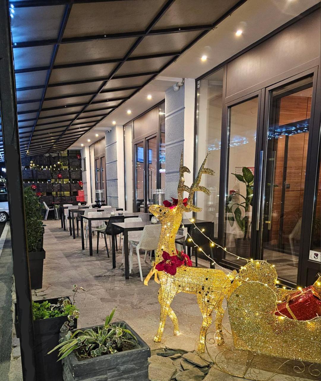 Hotel Aloha นิส ภายนอก รูปภาพ