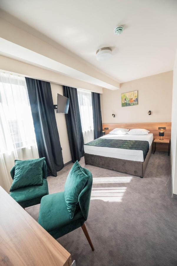 Hotel Aloha นิส ภายนอก รูปภาพ
